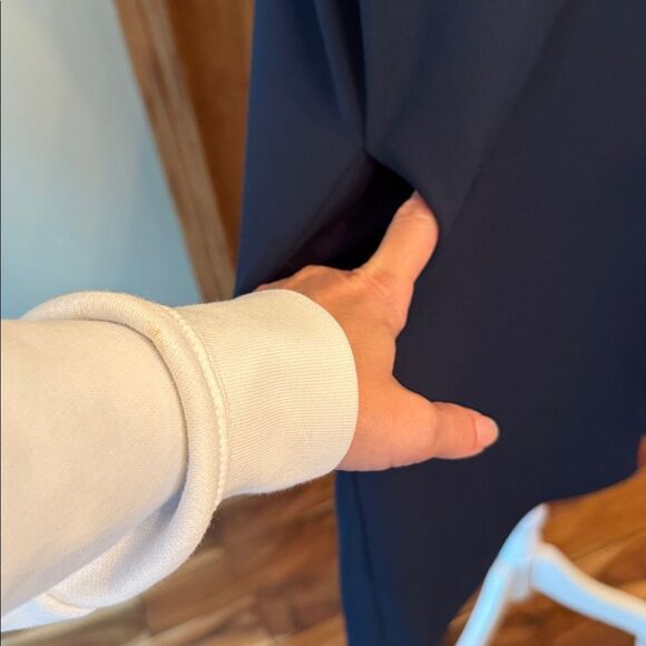 VINCE Short Sleeve Popover Shift Dress - Picture 4 of 10